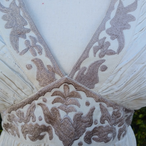 Somi Embroidered Maxi Dress - Picture 3 of 8